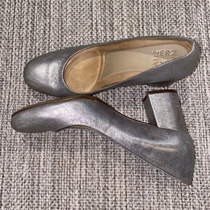 Naturalizer Silver Heels
